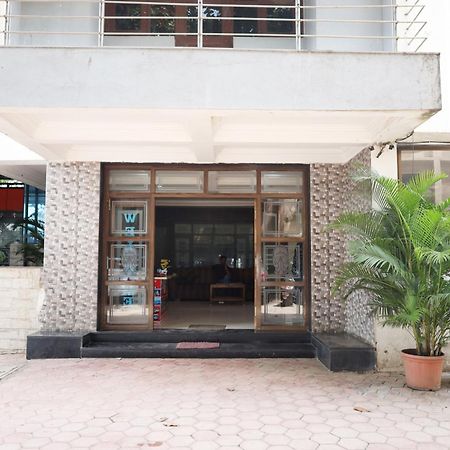 Hotel Sachidanand شيردي المظهر الخارجي الصورة