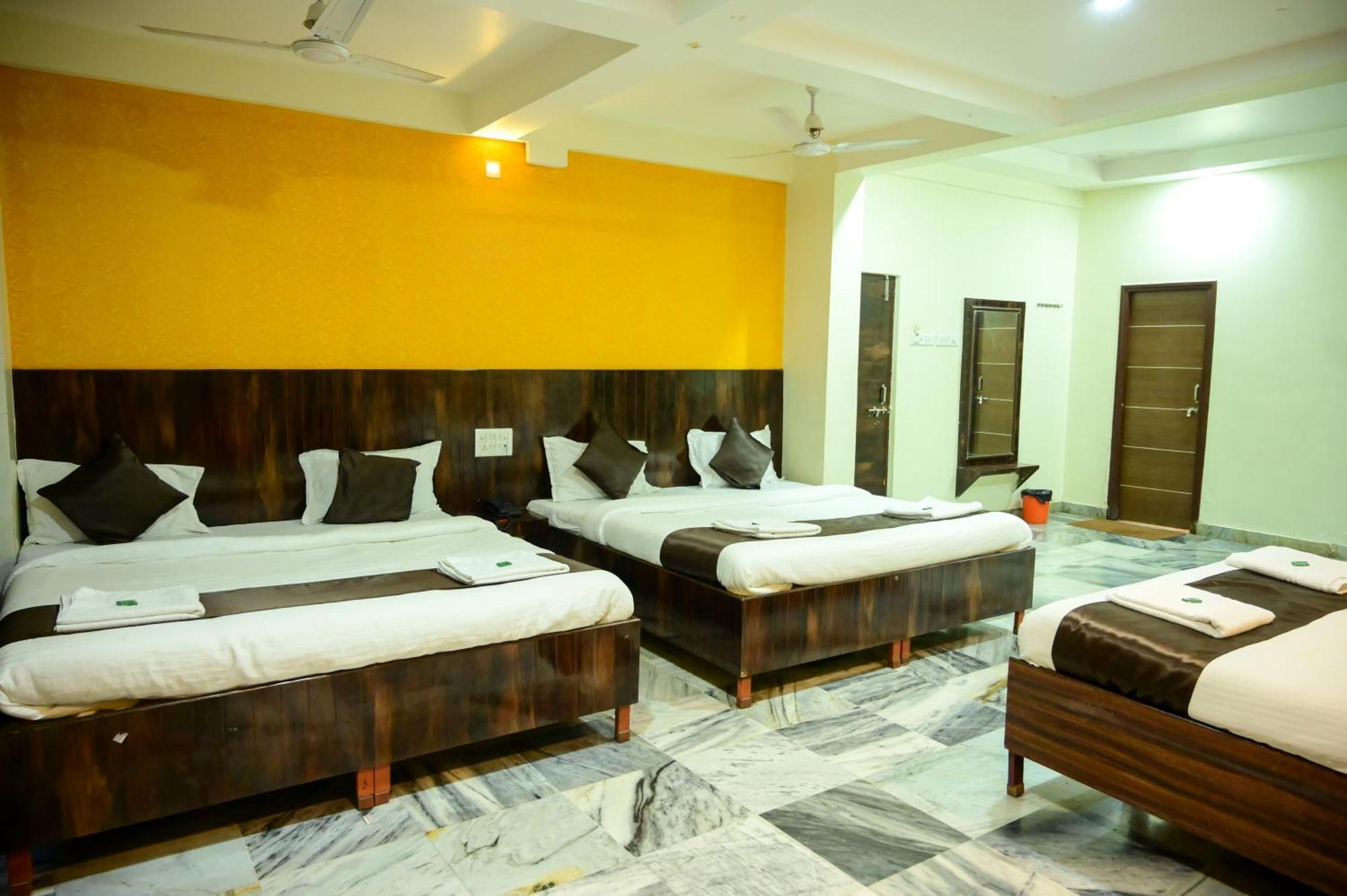 Hotel Sachidanand شيردي المظهر الخارجي الصورة