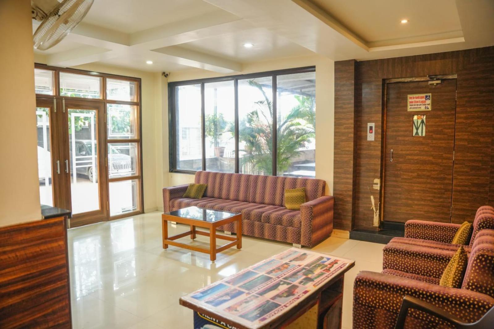 Hotel Sachidanand شيردي المظهر الخارجي الصورة