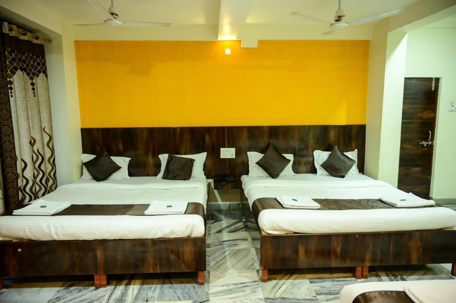 Hotel Sachidanand شيردي المظهر الخارجي الصورة