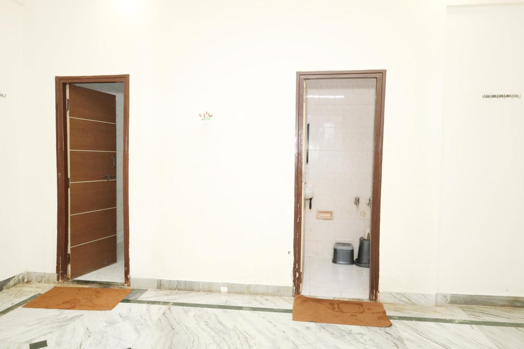 Hotel Sachidanand شيردي المظهر الخارجي الصورة